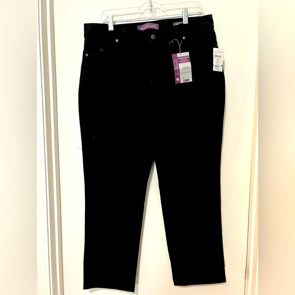 New Gloria Vanderbilt Black Tapered Jeans Supreme Stretch size 16S Classic Rise